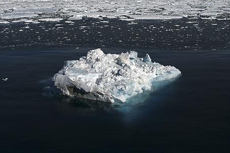 南极洲的海冰空气风景冰山航班冻结图片