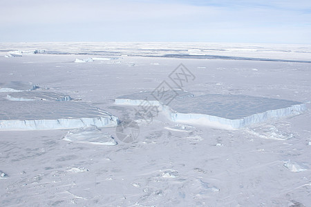 南极洲的海冰冻结空气风景航班天线冰山图片