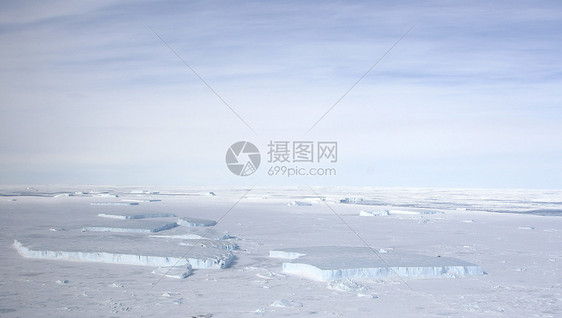 南极洲的海冰冻结风景冰山空气航班天线图片