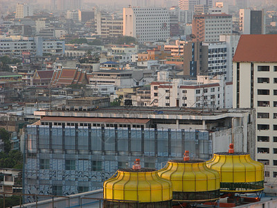 曼谷天线高层住宅天际日落城市背景图片