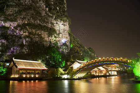 穆隆湖建筑和桥梁 中国桂林图片