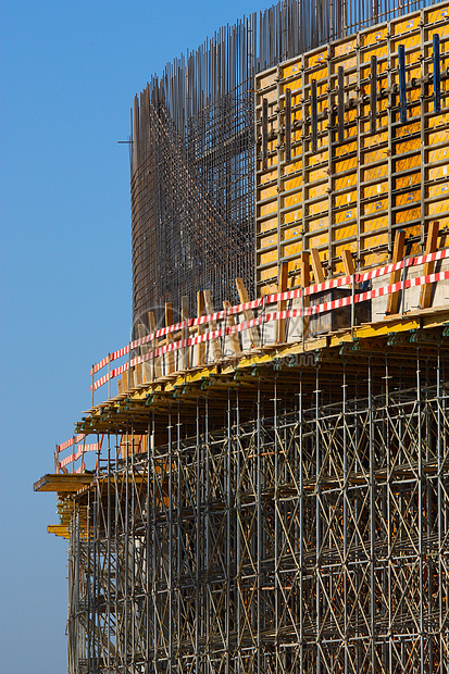 建筑工地进步天空两极城市工程起重机建造财产水泥建筑学图片