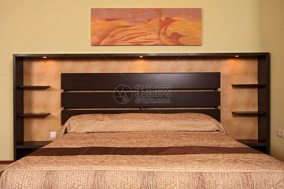 卧室奢华枕头装饰房间酒店床垫灯光家具装潢寝具图片