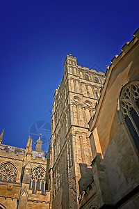 夏季的Exeter大教堂艺术石头旅游纪念碑信仰教会地标玻璃彩色石匠图片