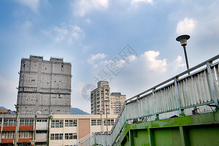 城市景观     飞越和公寓建筑学地平线戏剧性运输街道天际交通地标汽车建筑图片