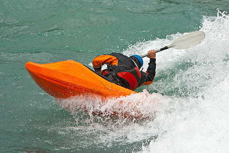 白水运动游戏行动薄雾运动员皮艇激流冲浪风险追求图片