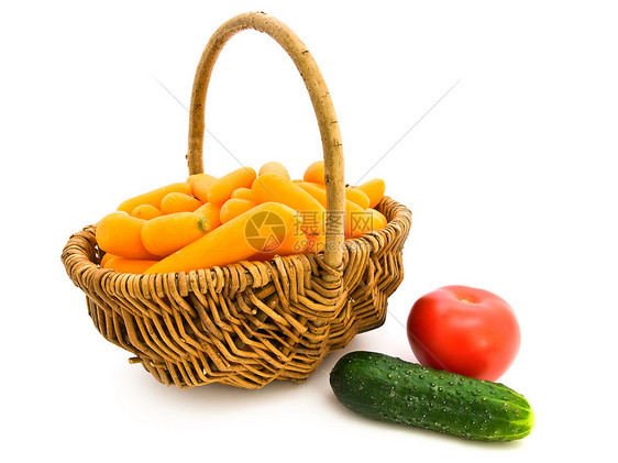 胡萝卜番茄和黄瓜蔬菜篮子食物小吃营养厨房绿色饮食红色图片