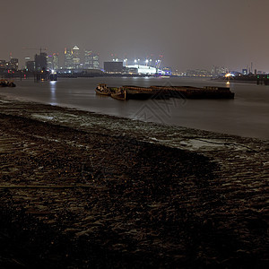 夜间码头城市旅行摩天大楼起重机建筑学潮汐图片