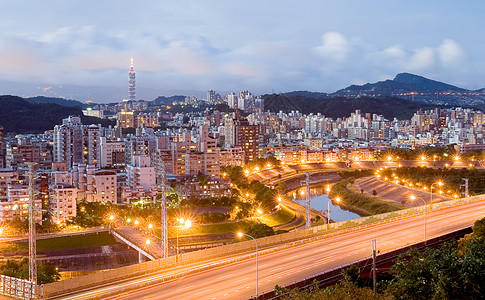 城市高速Taipei 城市之夜摩天大楼运输场景公寓戏剧性城市地标建筑学景观天际背景