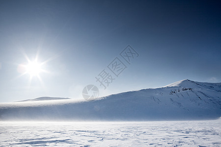 冬季山风景旅游蓝色男人场景地形环境气候游客荒野图片