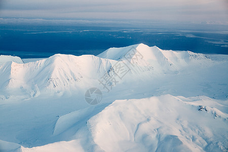 雪山风景山脉顶峰冰川区域高山蓝色地平线白色全景图片
