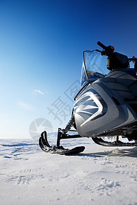 雪地流动蓝色环境摩托车地形冒险荒野旅游场景风景旅行图片