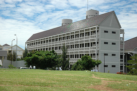 大学建设天空校园建筑教育蓝色建筑学建筑物学院机构背景图片