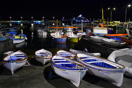 夜间渔船图片