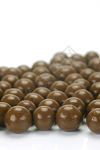 巧克力混合球白色食物糖果涂层图片