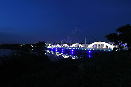 纳皮尔桥旅游上层建筑日落收费旅行跨度风景假期水平天空图片