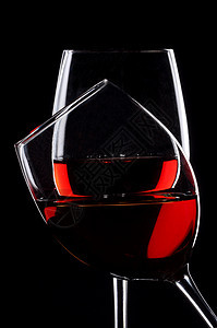 两杯红酒背光水晶玻璃派对酒杯品酒庆典液体饮料香味图片