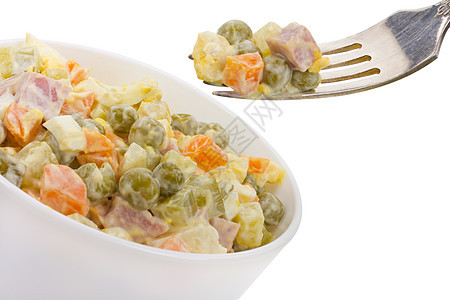 配有豆子的沙拉蔬菜盘子黄瓜白色午餐小吃猪肉美食土豆食物图片