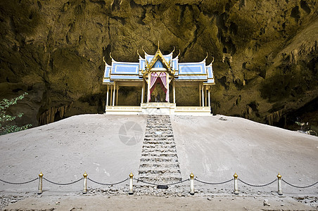泰姆王座岩石天花板国家旅行吸引力地标历史历史性寺庙图片