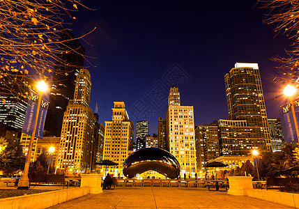 芝加哥市中心的千年公园戏剧性反射全景公园太阳天空明信片摩天大楼腹地景观图片
