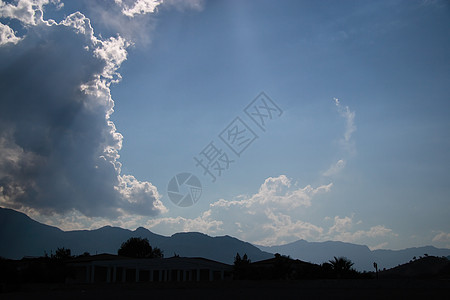 天堂风景天气日落臭氧阳光天空太阳季节自由山脉风暴图片