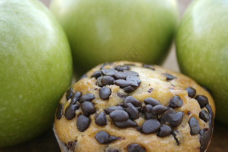 英语松饼和苹果绿色巧克力水果背景图片