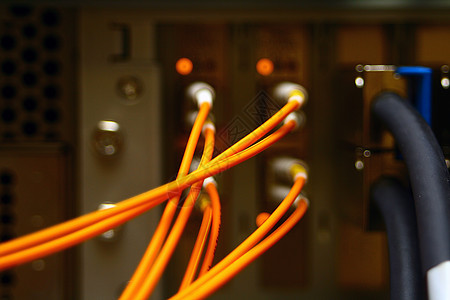 连接的光纤电缆防火墙服务通讯数据中心纤维提供商高科技互联网基础设施局域网图片