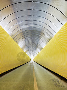 隧道舷梯黄色建筑学人行道图片