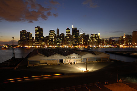 下曼哈顿港口城市建筑学地标码头日落黑色图片