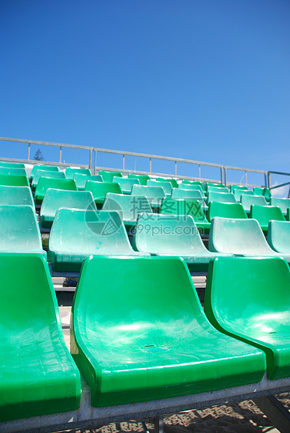 体育场绿色漂白器音乐会看台手表座位观众足球扇子运动员海滩椅子图片