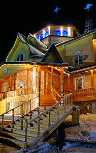 泰雷姆德达莫罗萨木头楼梯故事阁楼森林速度财产传奇民间房子图片