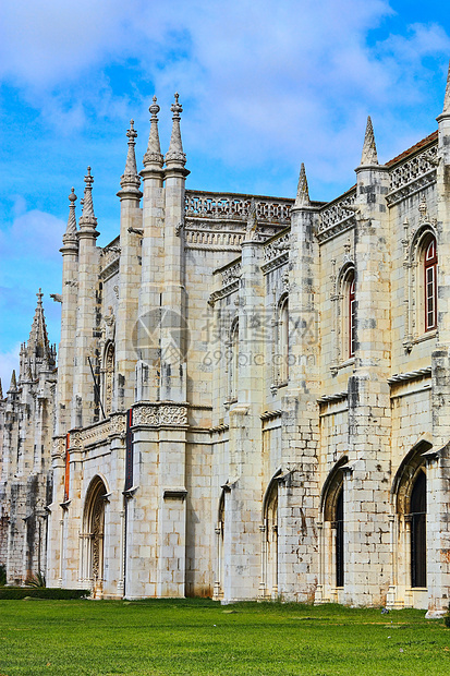 葡萄牙里斯本Belem区Jeronimos修道院观光教会文化纪念碑花园世界艺术遗产地标旅行图片