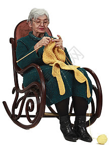 老年妇女编织工作摇杆时间羊毛针织品白发手工母亲通道针织图片