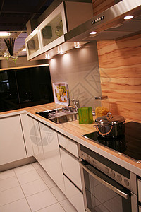 厨房器具房间石头木头大厦椅子烤箱生活桌子内阁图片