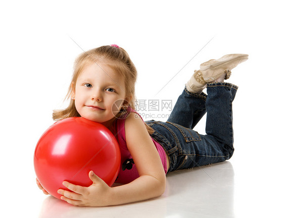 女孩拿着球活力牛仔裤白色福利红色幸福喜悦快乐金发蓝色图片