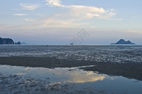 安达曼海日落风景热带太阳海岸线假期天空旅游高尔夫球海洋海滩图片