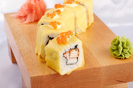 寿司热辣鸡尾酒国家食物美味菜肴海鲜黄色扇贝酱油寿司鱼子图片