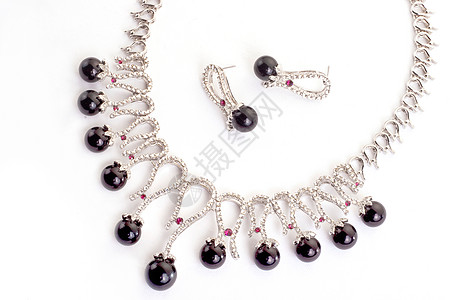 带黑珍珠的项链女性展示金子礼物配饰珠宝脖子珍珠耳环钻石图片