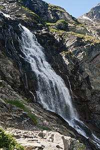 水瀑石头溪流峡谷瀑布山沟流动环境风景岩石运动图片