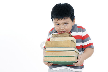 小学男孩携带大量书本的书卷图片