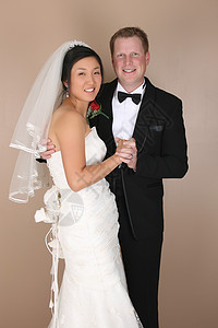 双对夫妇男性快乐裙子幸福妻子订婚新娘夫妻工作室皇冠图片