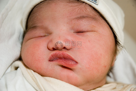 一张新出生的相片手指孩子童年婴儿期新生婴儿白色男生图片