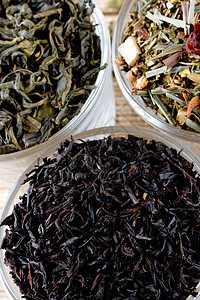 三种茶玻璃饮料药品木头文化叶子食物植物草本植物宏观图片