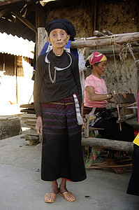 卢奶奶族风俗旅行民间少数民族衣服戏服头发乡村文化黑色图片