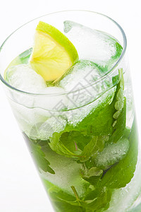 莫吉托鸡尾酒食物树叶液体水果饮料季节白色玻璃绿色果汁图片