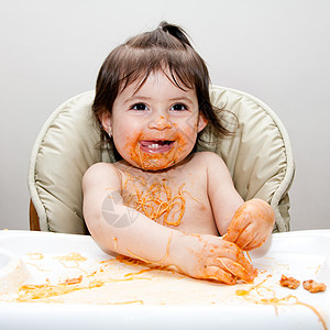 欢乐快乐 乱吃一顿的食人鱼孩子面条婴儿儿童女孩女性食物图片