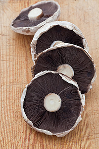 波托贝罗蘑菇白色生物营养美食饮食棕色蔬菜食物图片