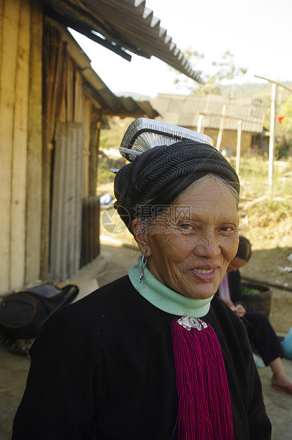 黑豆奶奶天衣服海关多样性女士部落民族文化传统山地珠宝图片