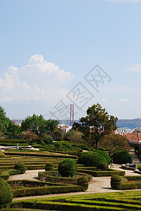 与4月25日桥搭建于葡萄牙里斯本的Ajuda花园植物学植物地标纪念碑圆圈草地公园天空叶子露台图片