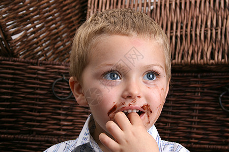 闪亮博星儿童衬衫耳朵木头鼻子皮肤白色孩子巧克力编织图片